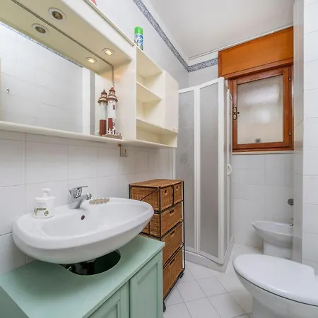 Apartment Guesthost - Lovely In